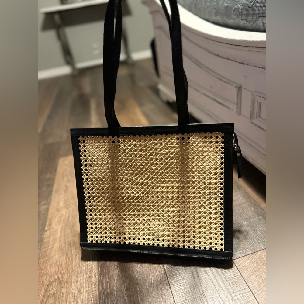 Jenn Lee Nayarit Tote. Great condition!!